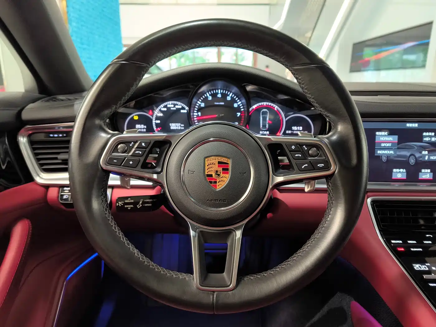 Porsche Panamera 2017 Panamera 4 Executive Long Wheelbase 3.0T фото 10