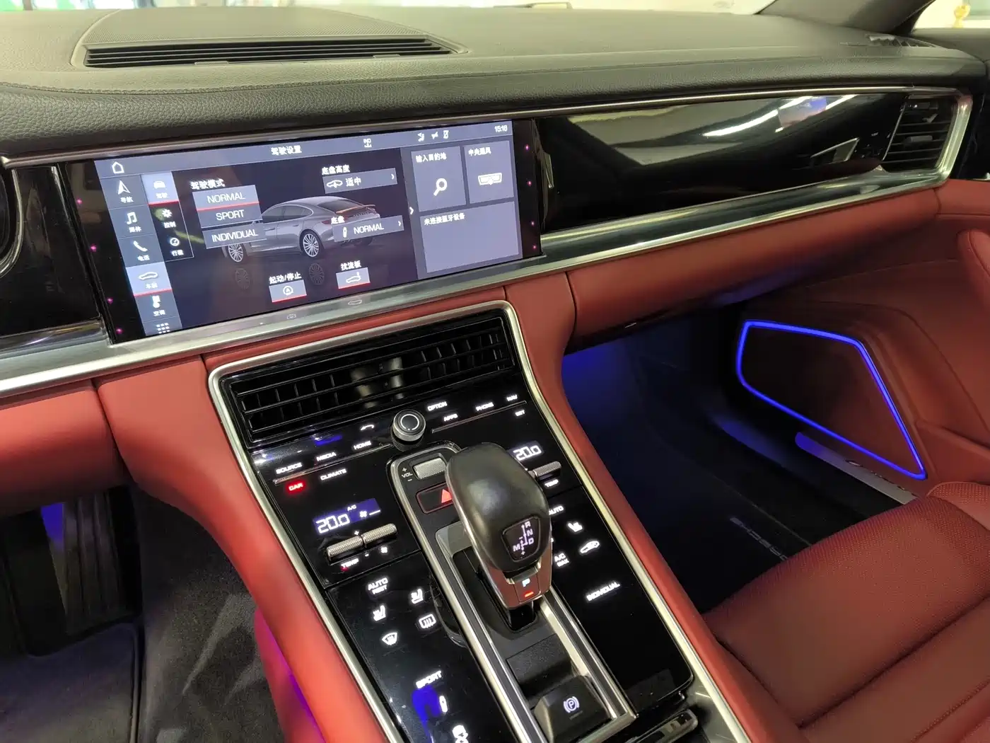 Porsche Panamera 2017 Panamera 4 Executive Long Wheelbase 3.0T фото 12