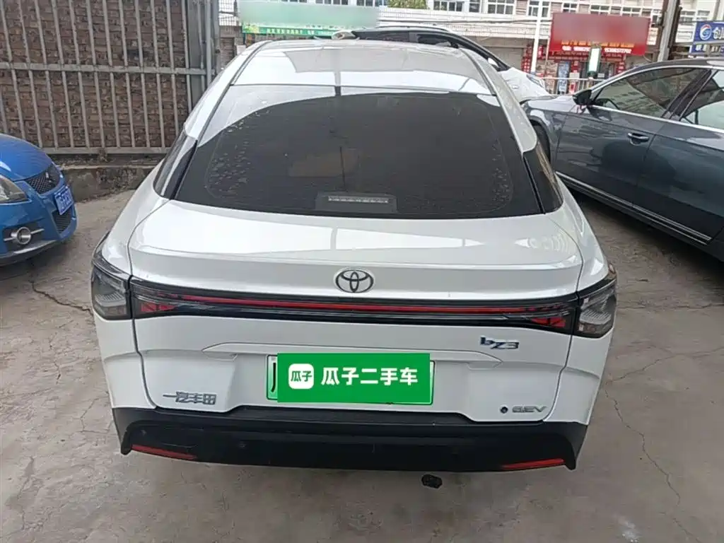 Toyota bZ3 2023 517km Elite PRO фото 6