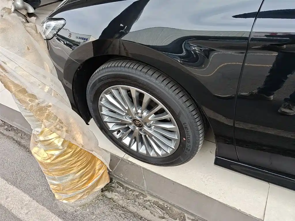 Toyota Camry 2024 2.0E Elite Edition фото 22