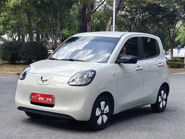 Wuling Hongguang MINI EV Четырёхдверный, Продвинутая, 4-е поколение