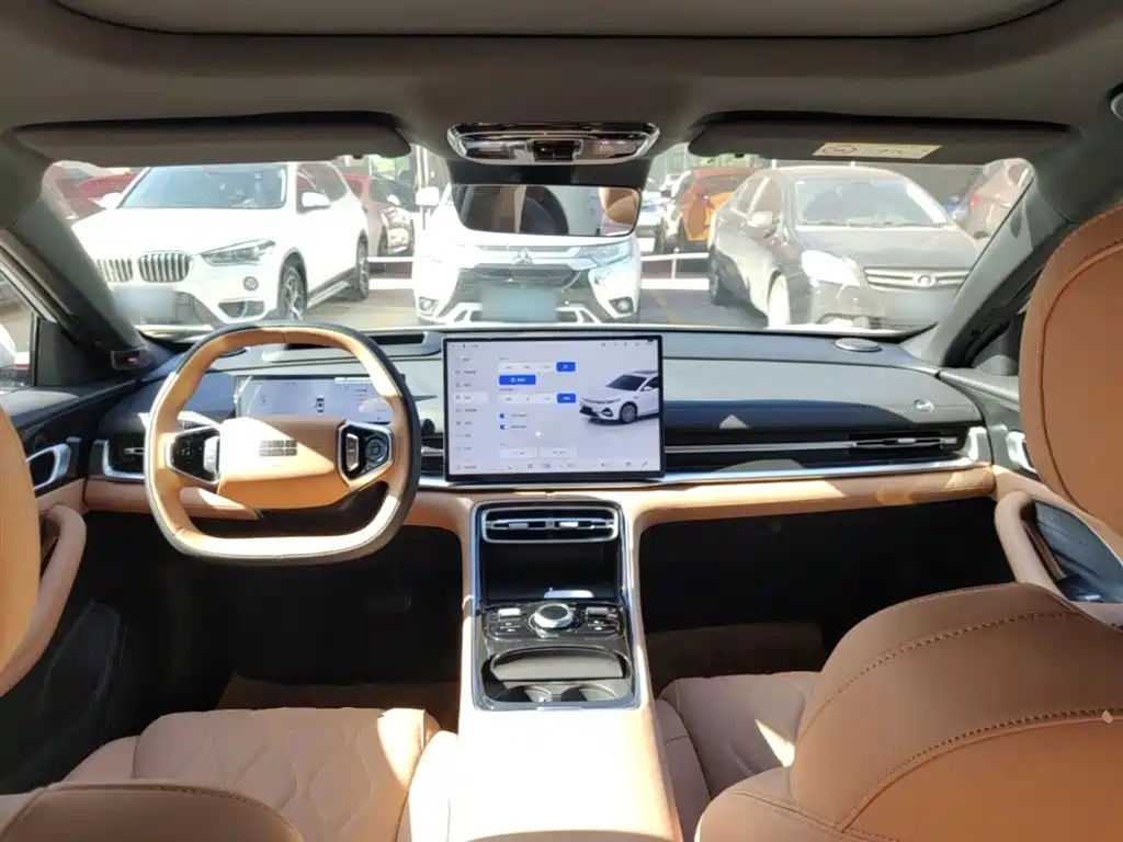 Geely Galaxy Galaxy A7 2025 EM-i фото 10