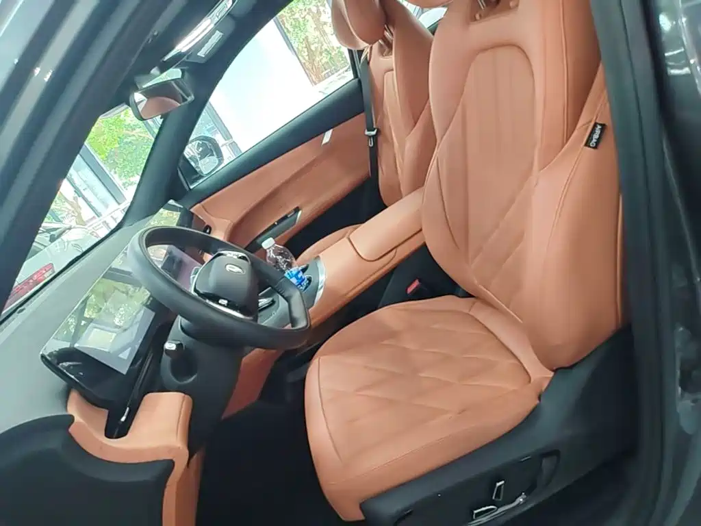 Фото 15 - Changan CS75 PLUS