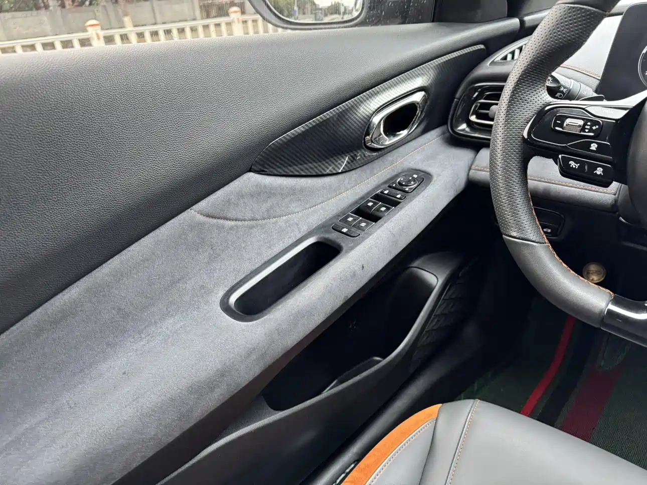 GAC Trumpchi Trumpchi Emkoo 2022 270T DCT J16 R-style Track Edition фото 14