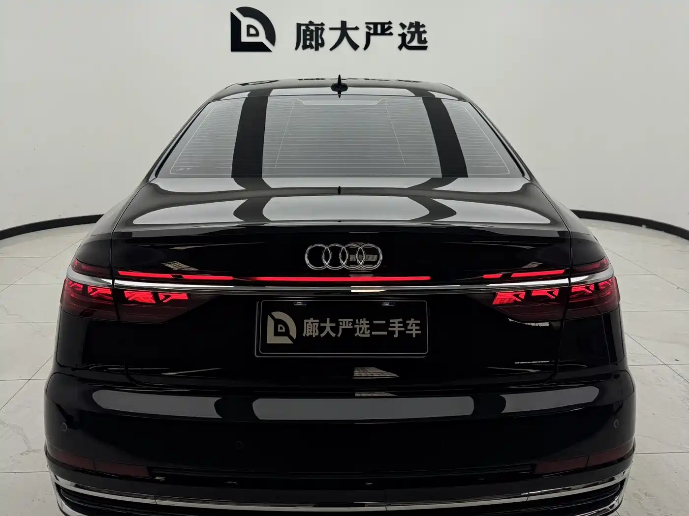 Audi A8 2025 A8L 45 TFSI quattro Luxury фото 13