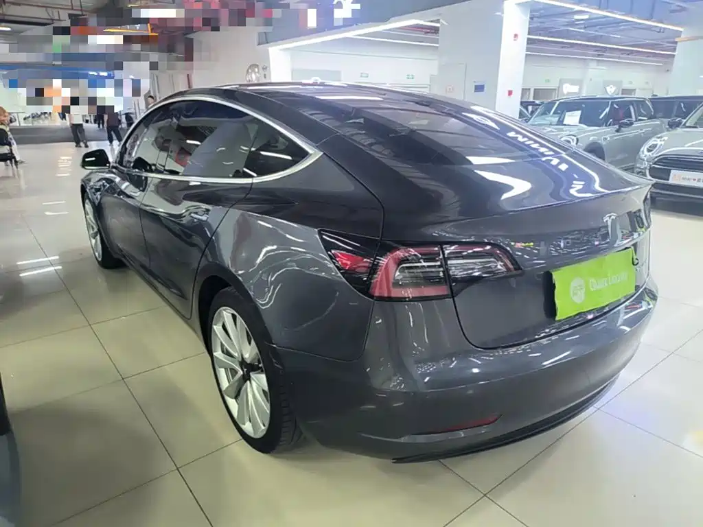 Tesla Model 3 (Import) 2019 2019 Long Range All-Wheel Drive Edition