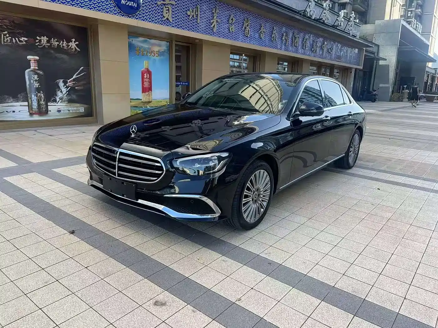  E CLASS