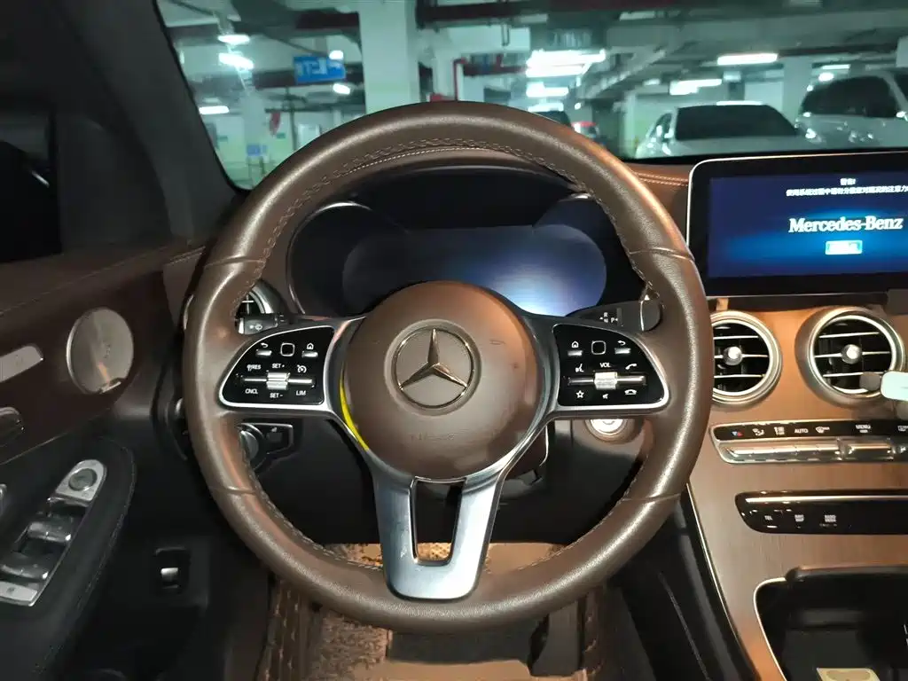 Mercedes-Benz GLC 2021 GLC 300 L 4MATIC Sporty фото 3