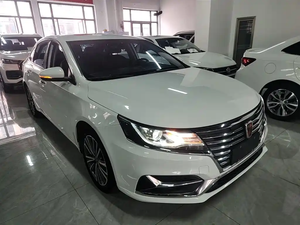 Roewe i6 2021 2020 PLUS 1.6L CVT 4G Connected Glory Flagship Edition