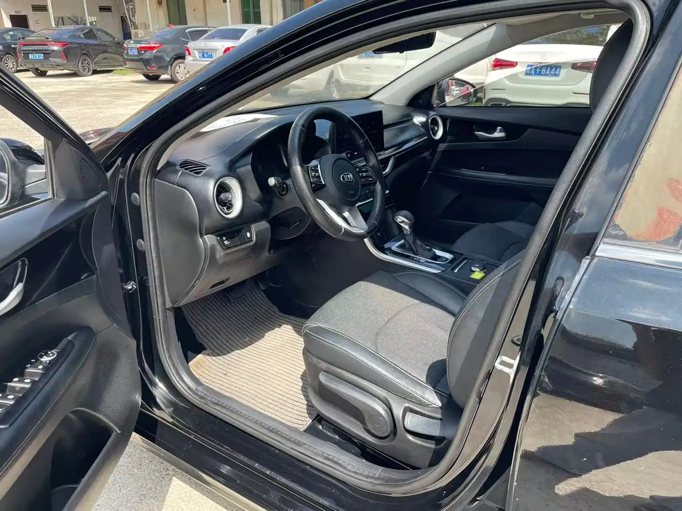 Kia K3 2019 1.5L CVT New Edge фото 4