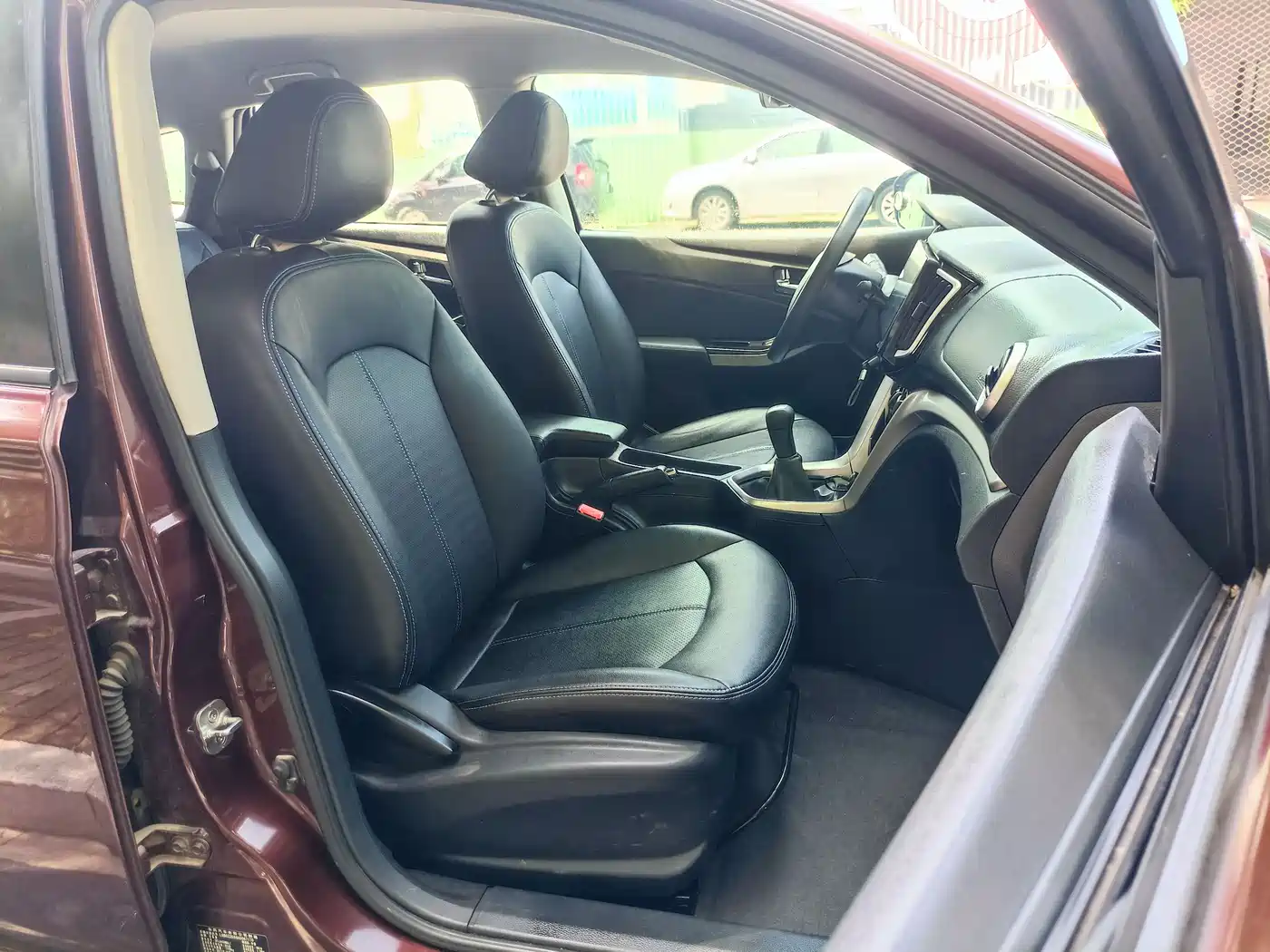 Venucia T70 2018 2016 1.6L Manual Rui Xing Edition