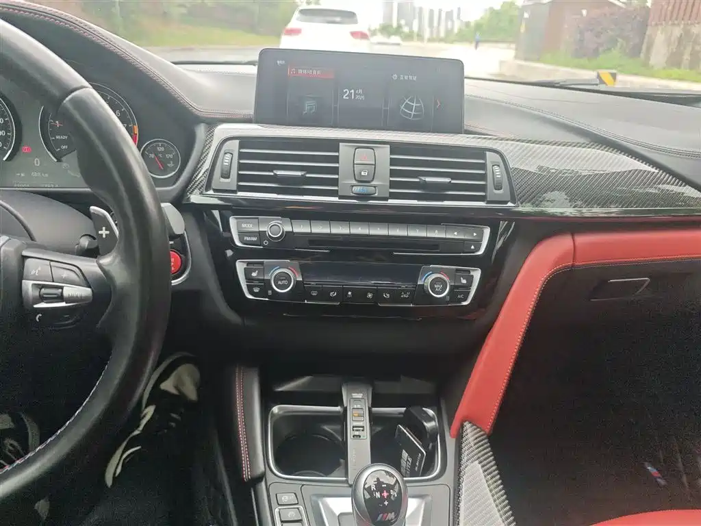 BMW M4 2019 M4 Coupe Shadow Edition фото 6