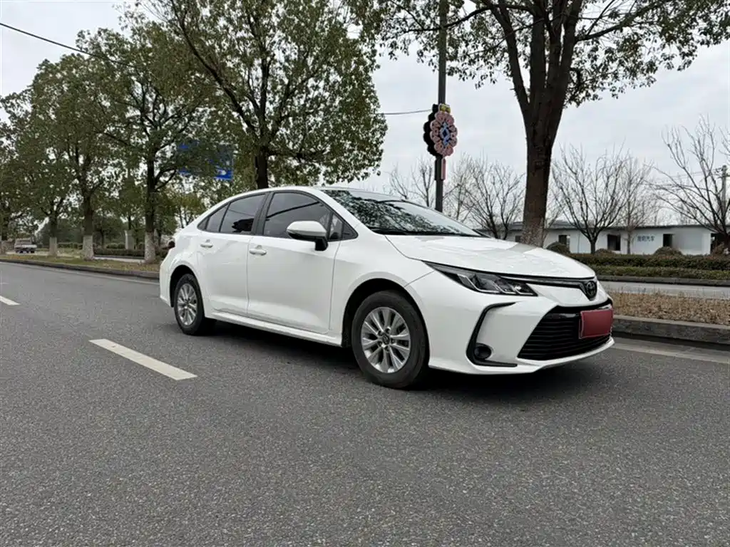 Toyota Corolla 2021 1.2T S-CVT Elite Edition фото 21