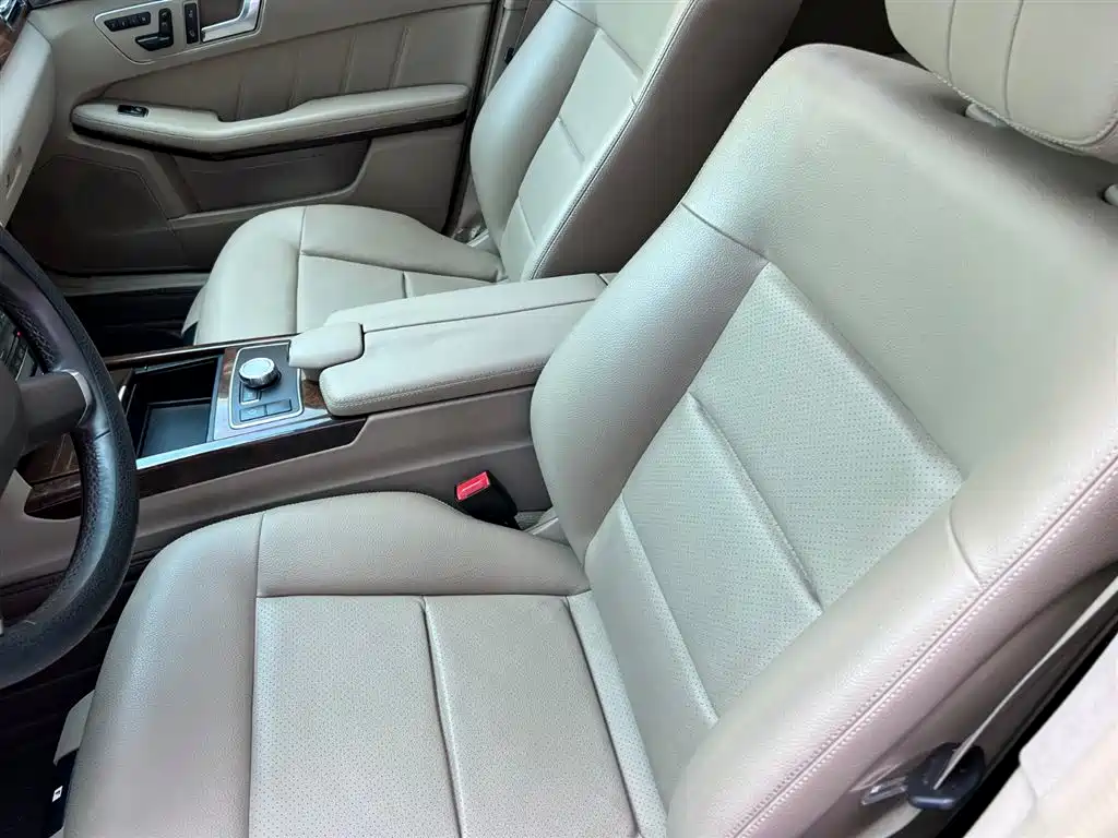 Mercedes-Benz E-Class 2013 Model E 260 L CGI Elegance фото 10