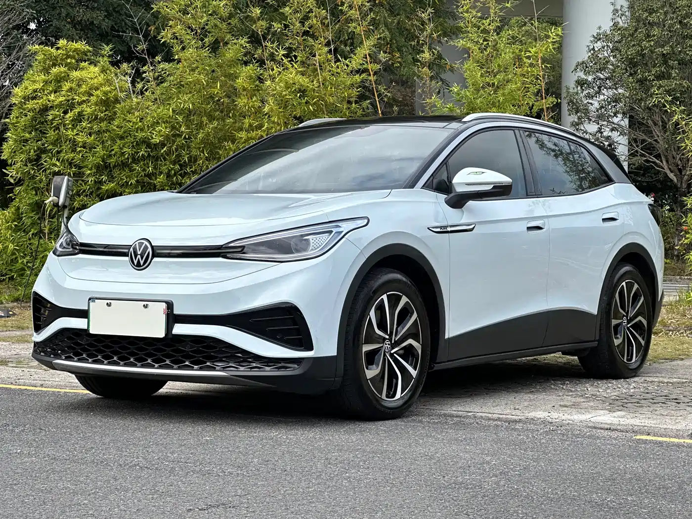 VOLKSWAGEN ID.4 X
