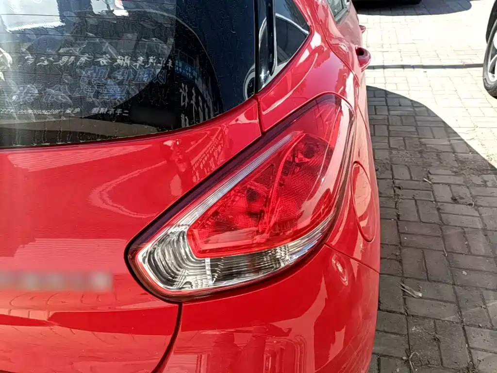 Фото 8 - Baojun 310