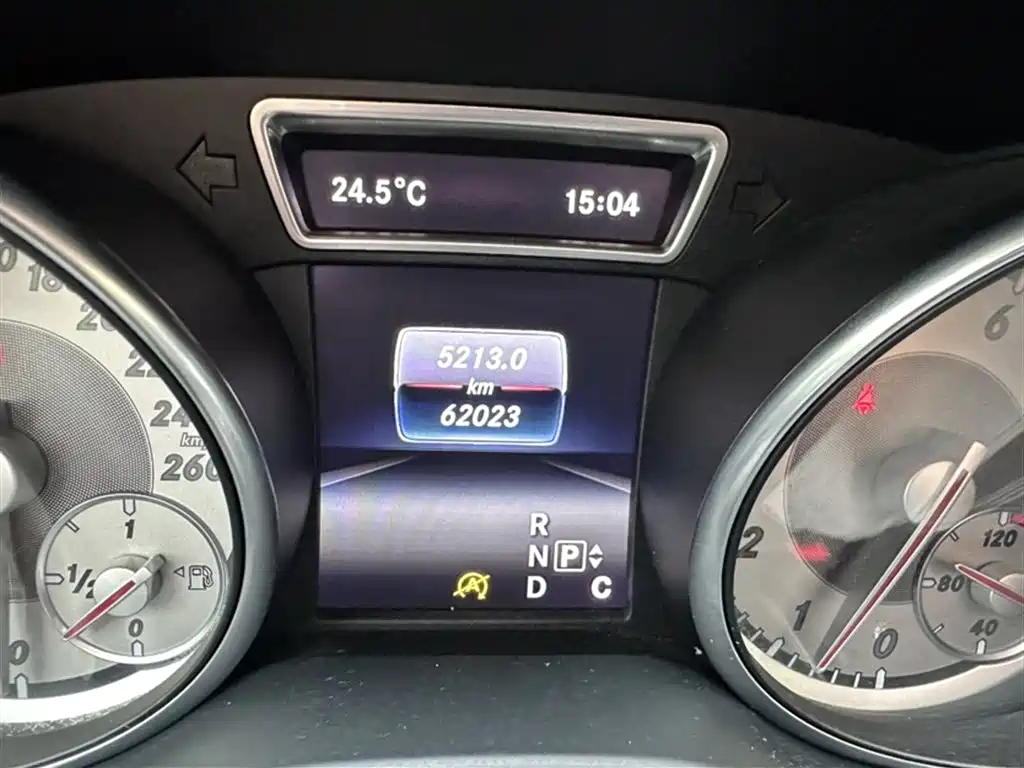 Mercedes-Benz CLA (Import) 2016 Facelift CLA 200 Sport фото 5
