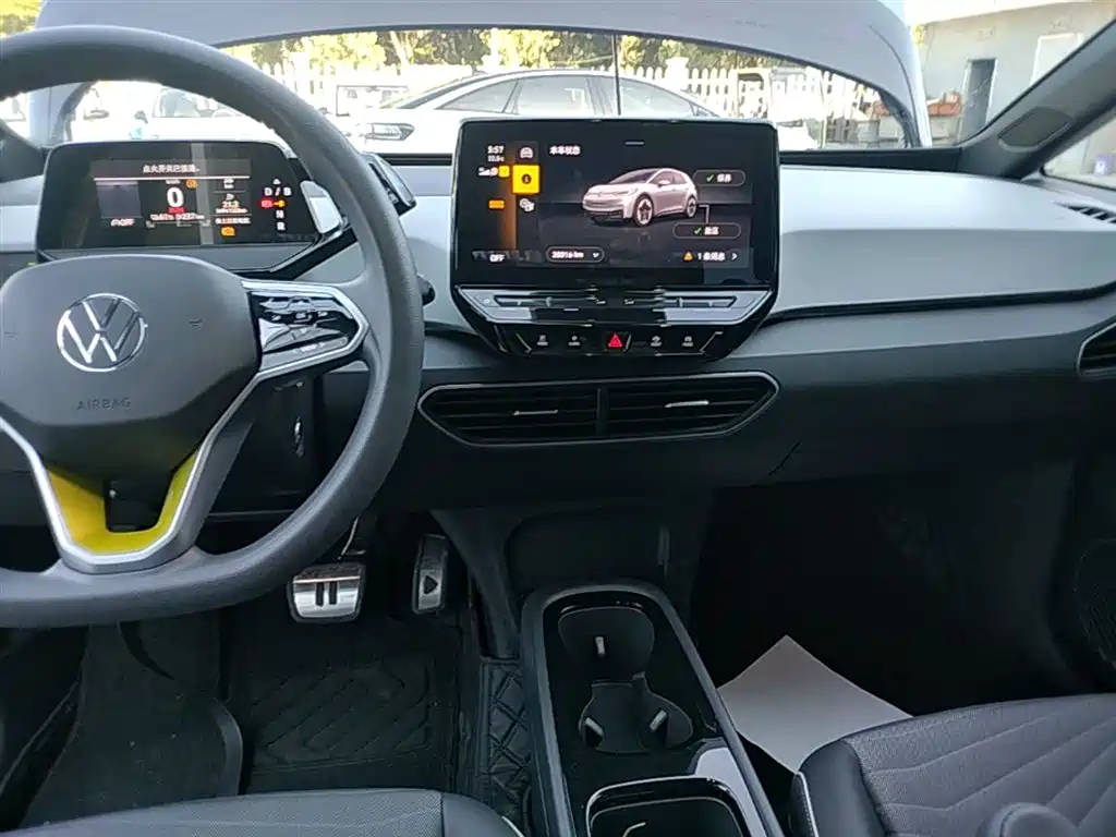 Volkswagen ID.3 2023 Upgraded Pure Intelligence Edition фото 13