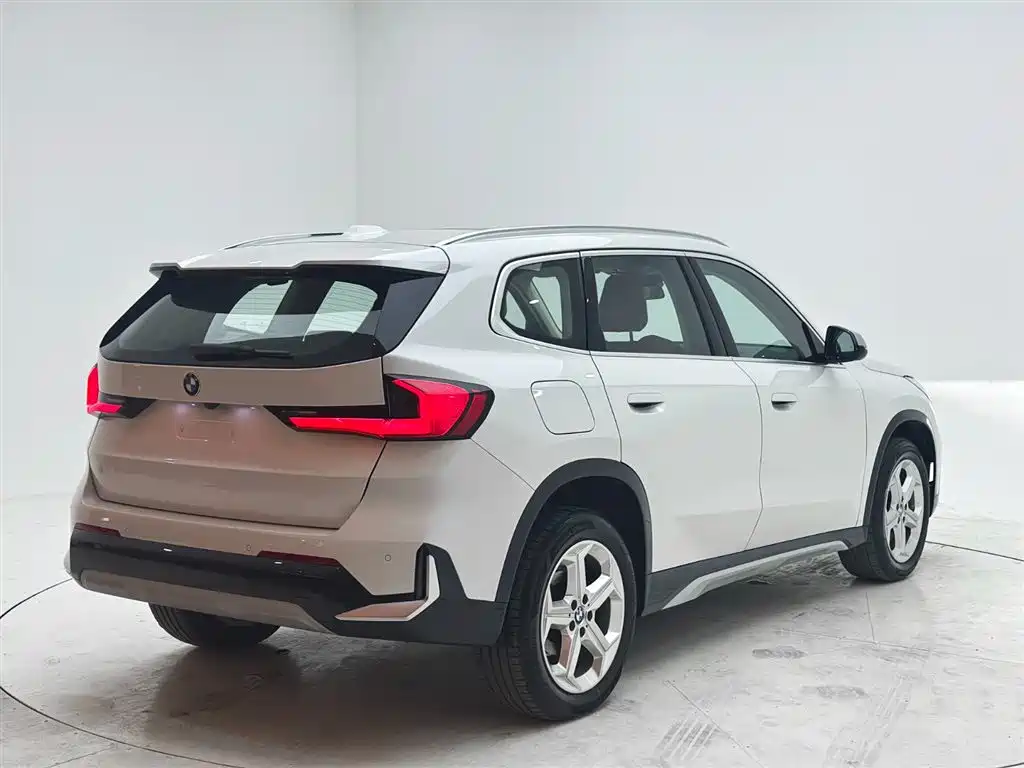 BMW X1 2023 sDrive20Li X Design Package фото 6