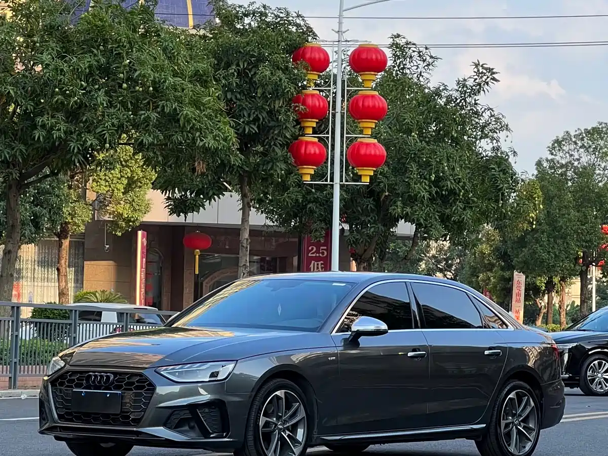Audi A4L 2020 40 TFSI Fashion Elegance