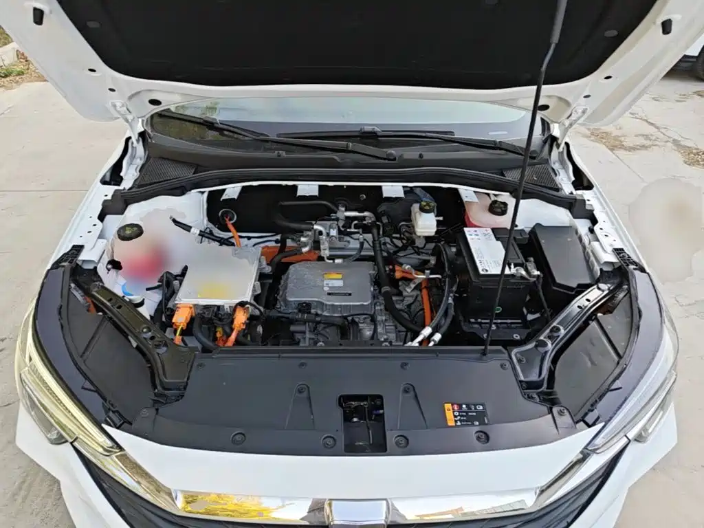 Photo 20 - Roewe i6 MAX EV