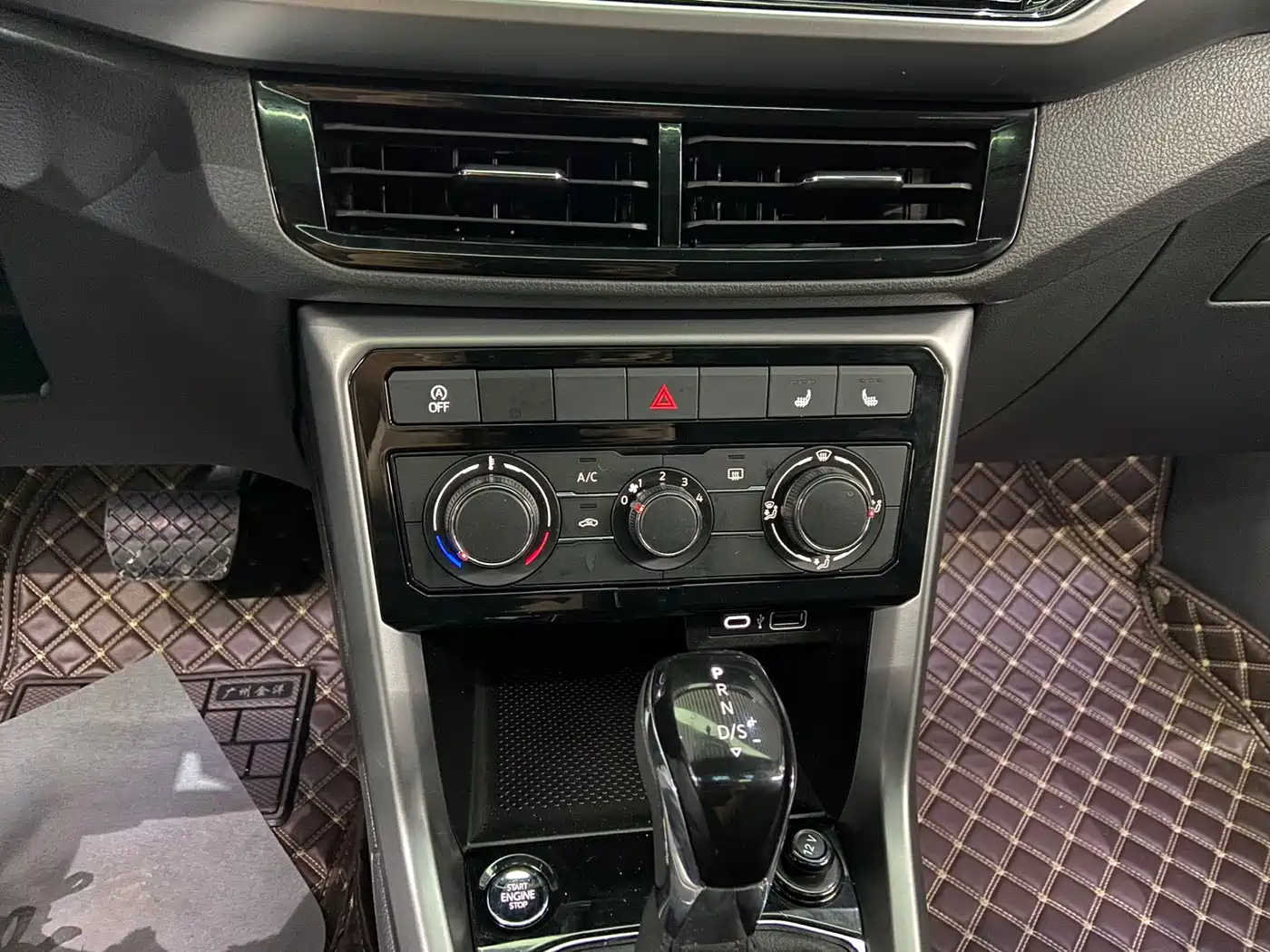 Volkswagen T-Cross 2022 280TSI DSG Comfort Edition фото 22