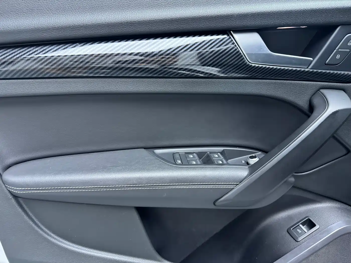 Audi Q5L 2020 40 TFSI Prestige Fashion фото 4