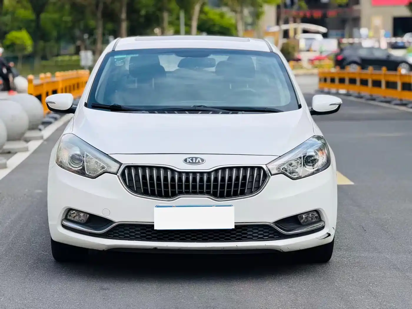 Kia K3 2015 1.6L Manual GLS фото 2