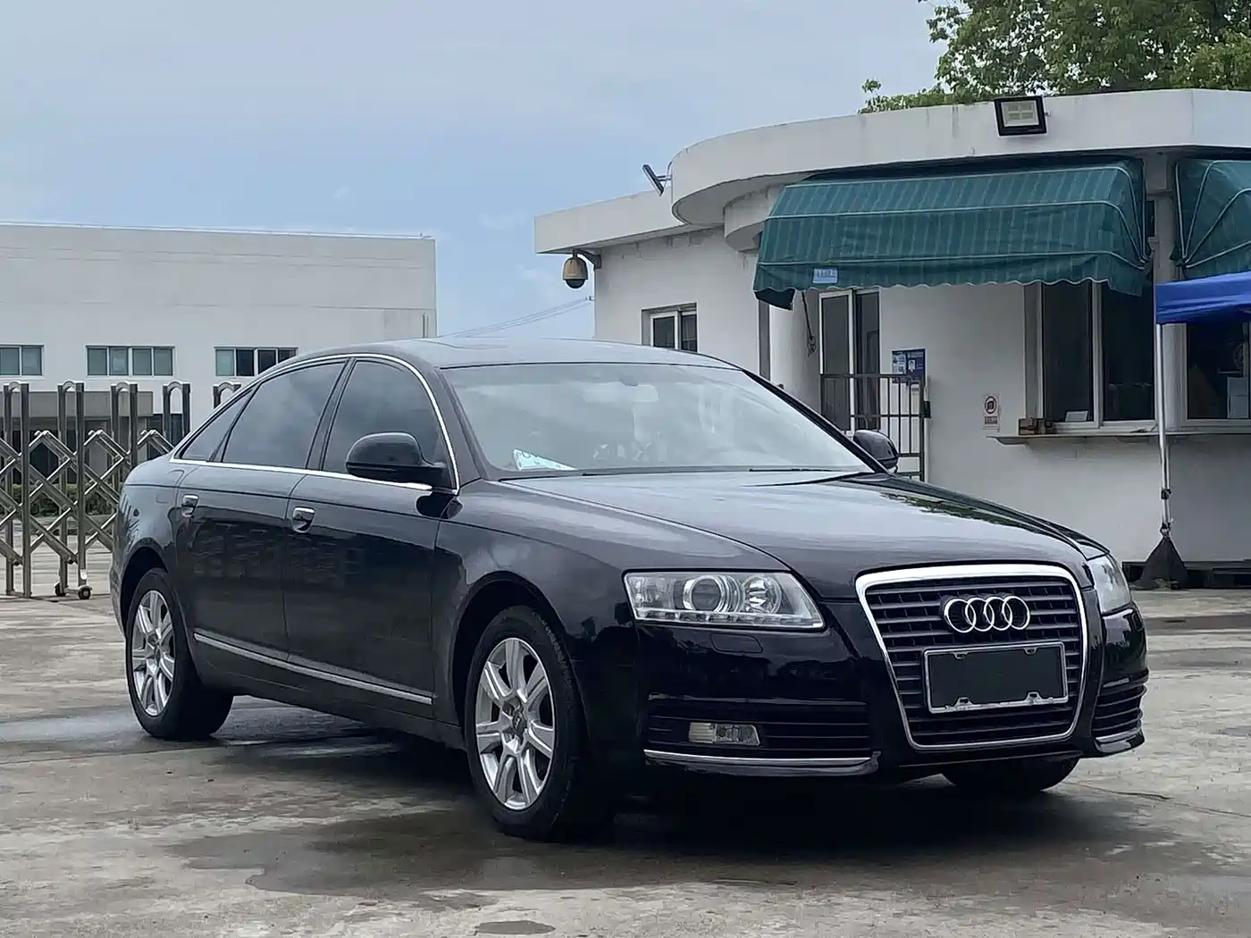 Audi A6L 2010 2011 Model 2.4L Luxury