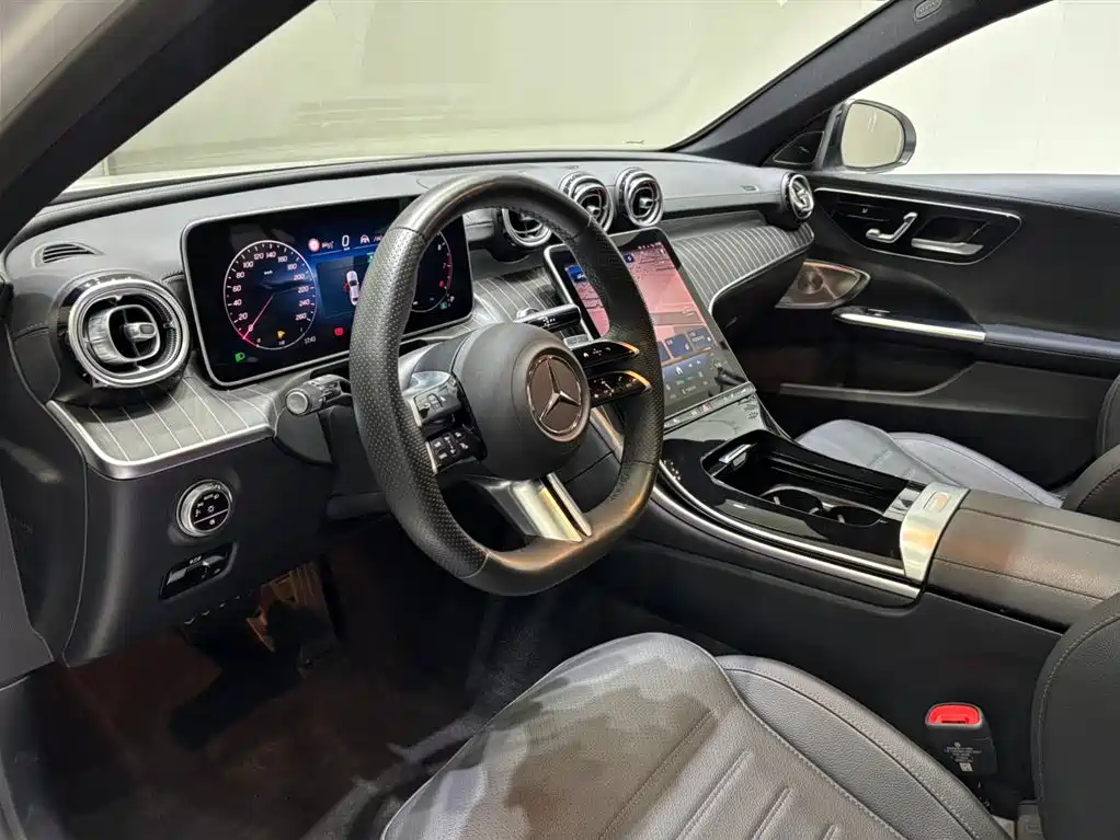Mercedes-Benz C-Class 2025 C 260 L Night Sport Edition фото 12
