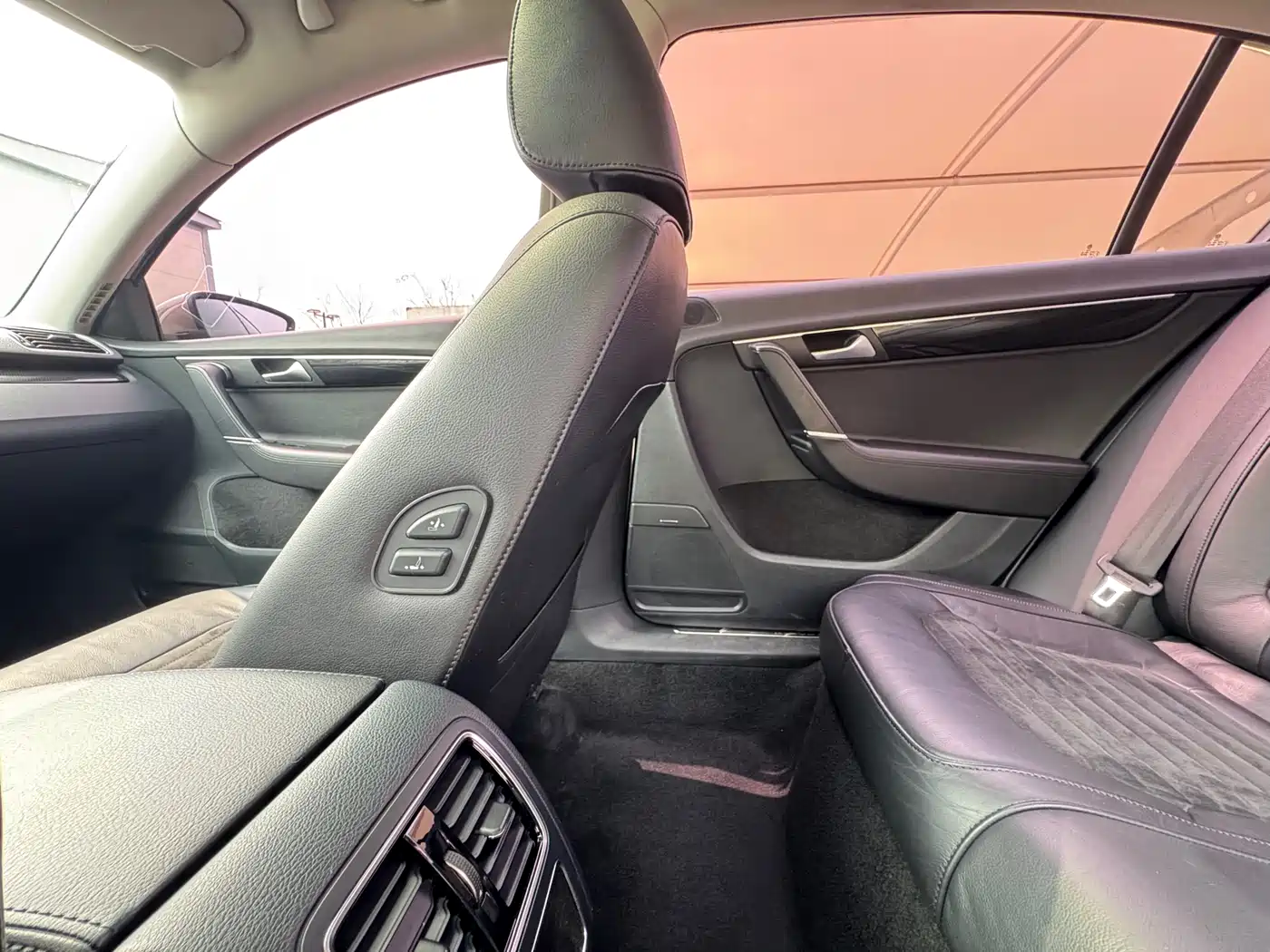 Volkswagen Magotan 2015 Facelift 1.8TSI Luxury фото 19
