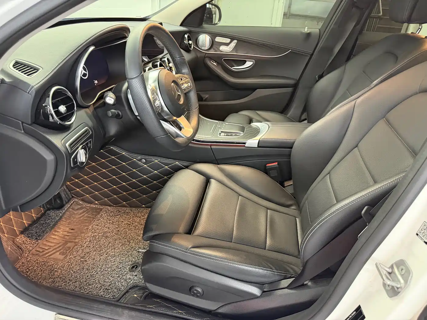 Mercedes-Benz C-Class 2021 C 260 L Sport Starry Exclusive Edition фото 4