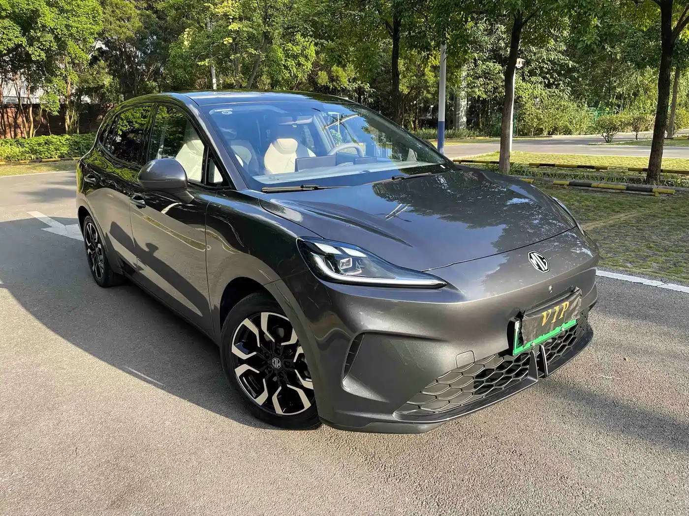 MG MG4 EV 2026 2025 Base Model