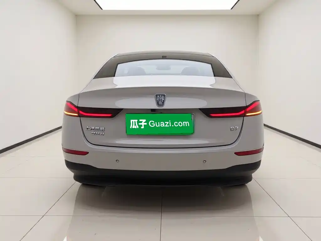 Фото 6 - Roewe D7