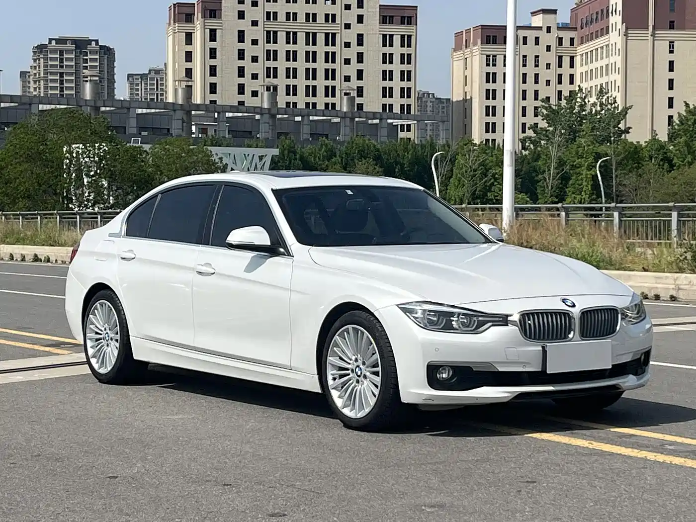 BMW 3 Series 2018 320Li Fashion Style фото 3