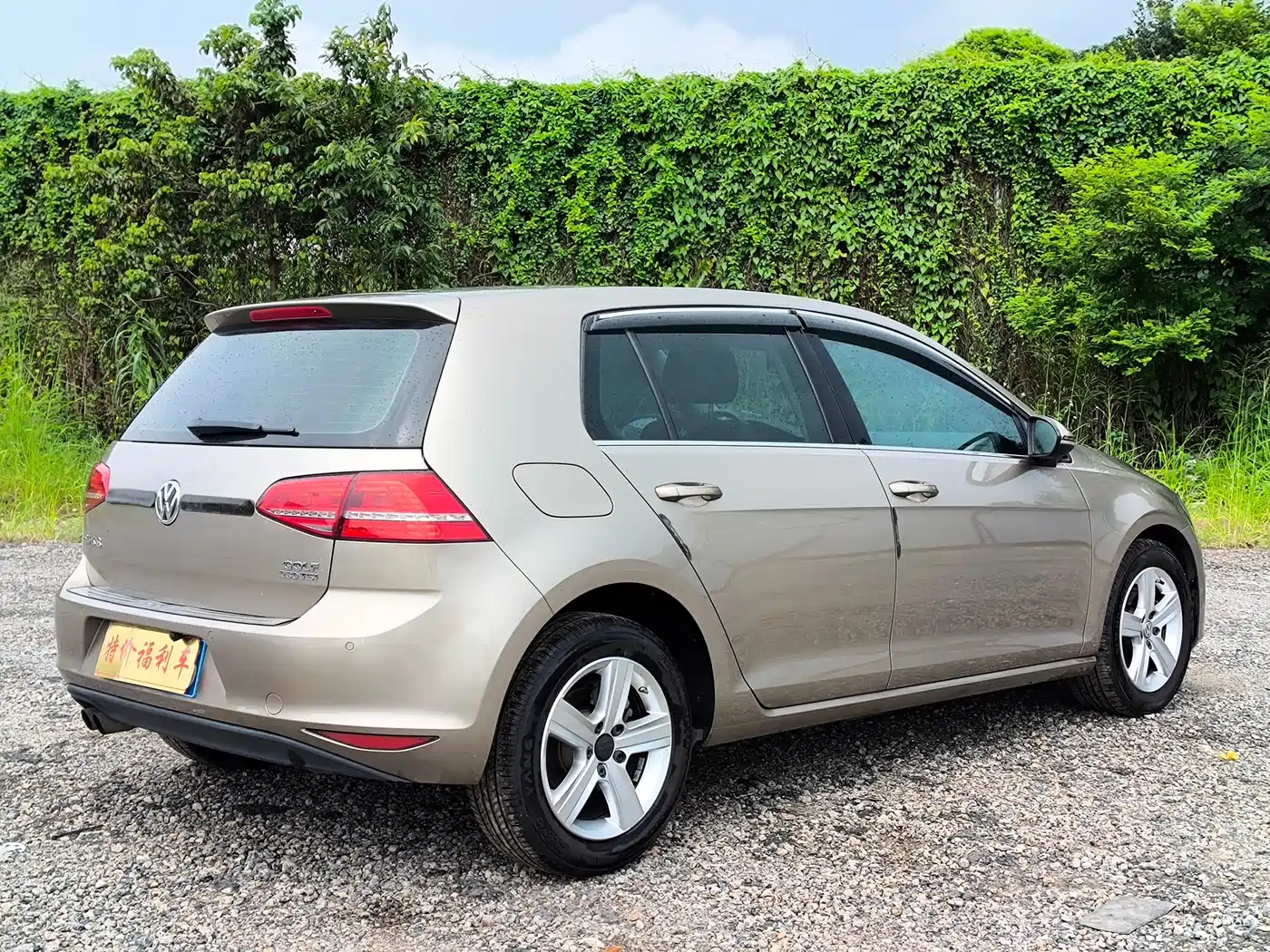 Volkswagen Golf 2016 230TSI Automatic Comfort фото 5