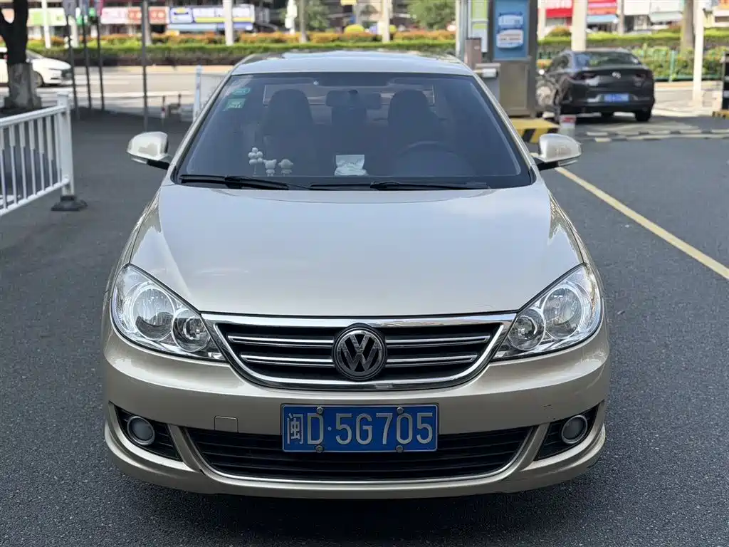 Volkswagen Lavida 2011 1.4TSI DSG Pinxuan Edition фото 2