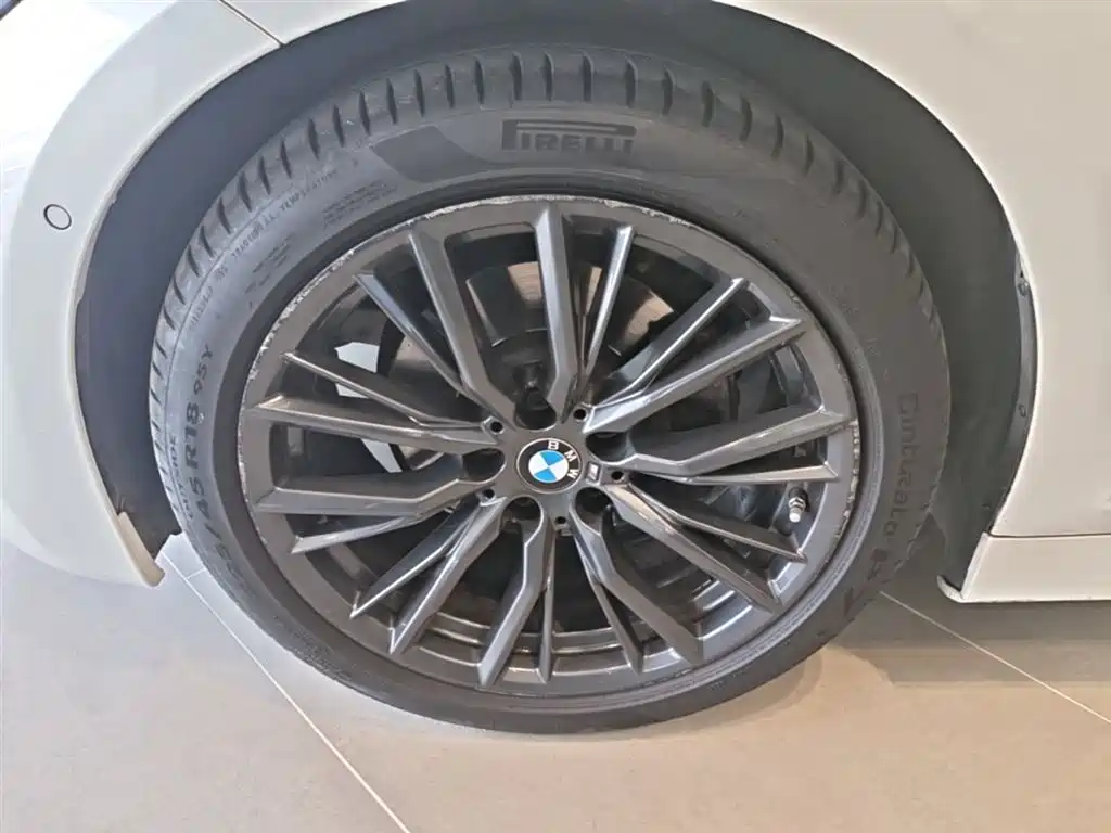 BMW 3 Series 2022 325i M Sport Shadow Edition фото 23