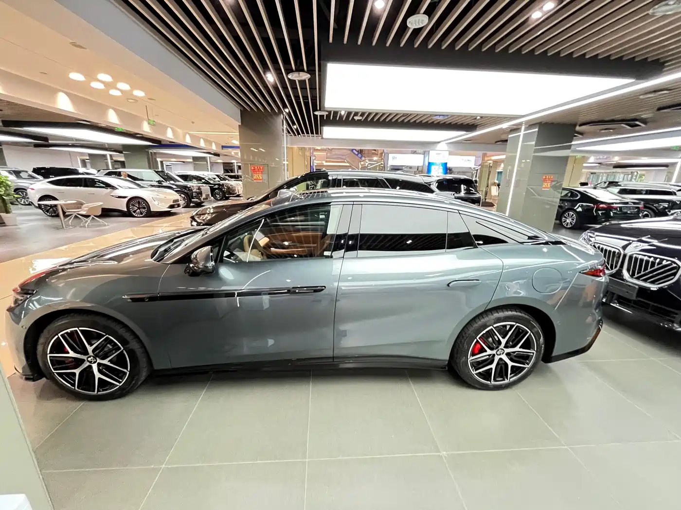 2026 BYD Han L