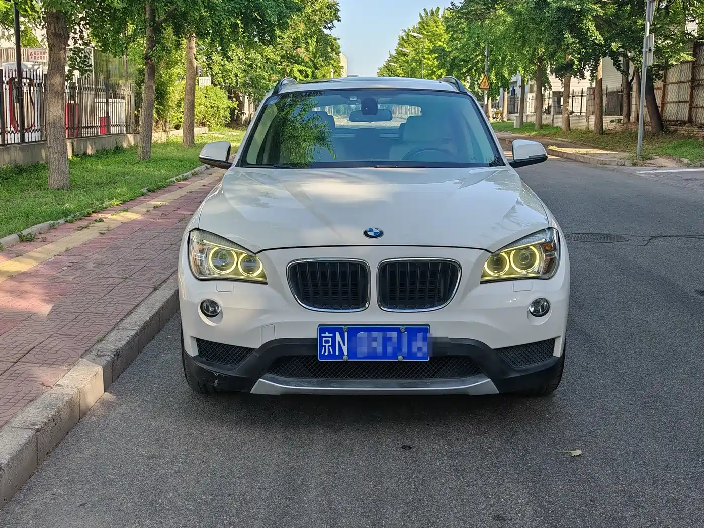 BMW X1 2013 sDrive18i Leading фото 2