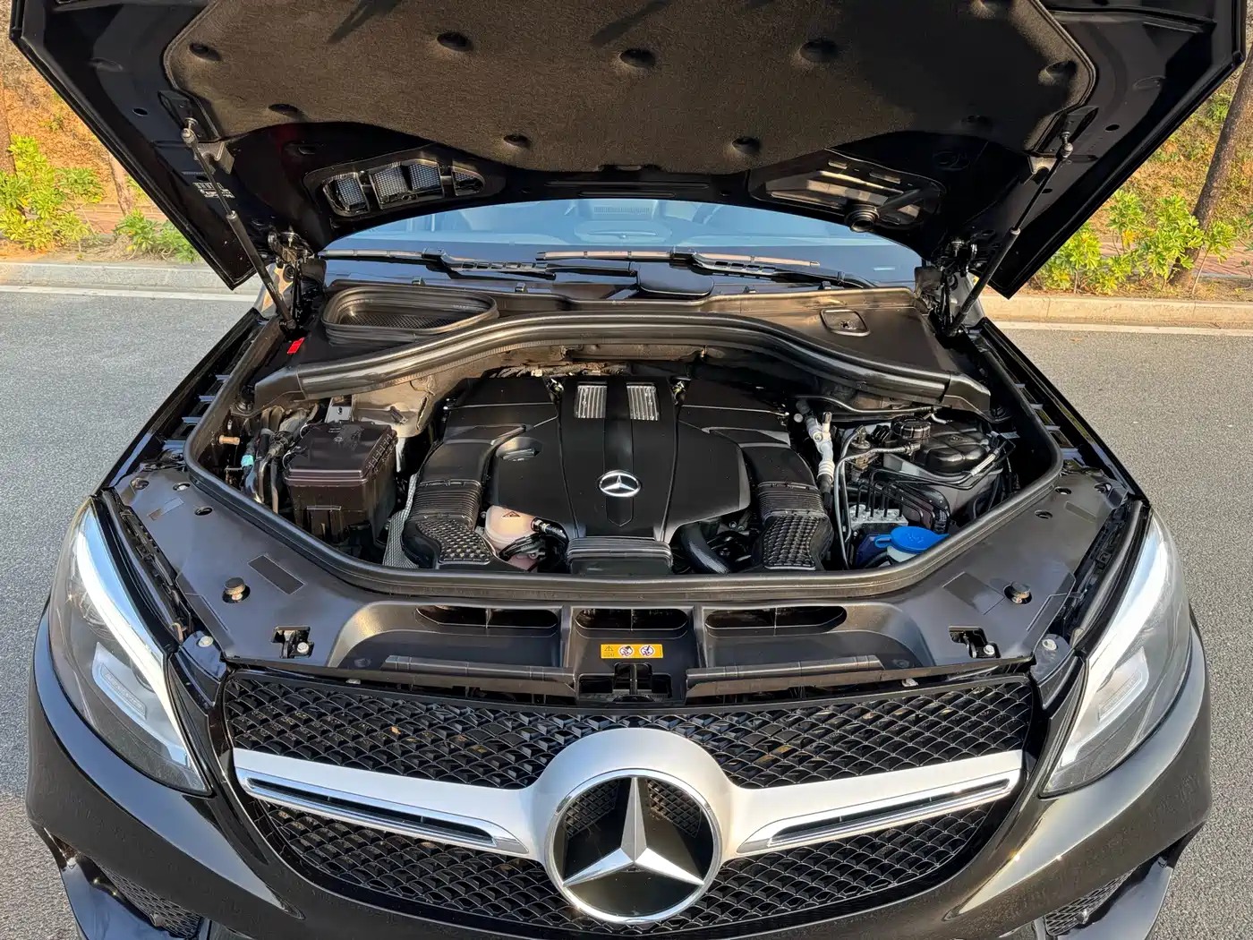 Mercedes-Benz GLE Coupe 2018 GLE 320 4MATIC Coupe SUV фото 12