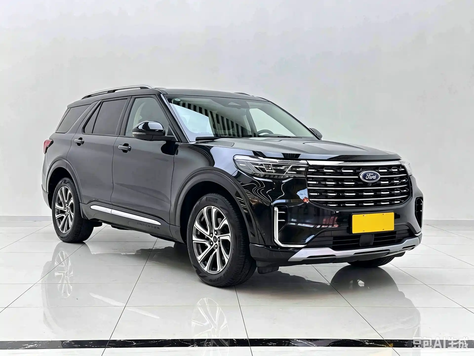 Фото 1 - Ford Explorer