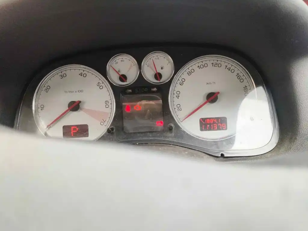 Peugeot 307 2011 2010 Hatchback 1.6L Automatic Comfort