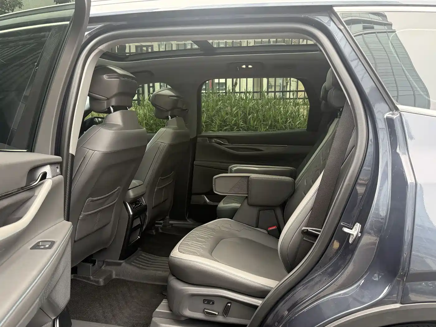 Ford Edge 2023 Edge L 2.0T EcoBoost E Hybrid FWD 7-Seater Luxury фото 15