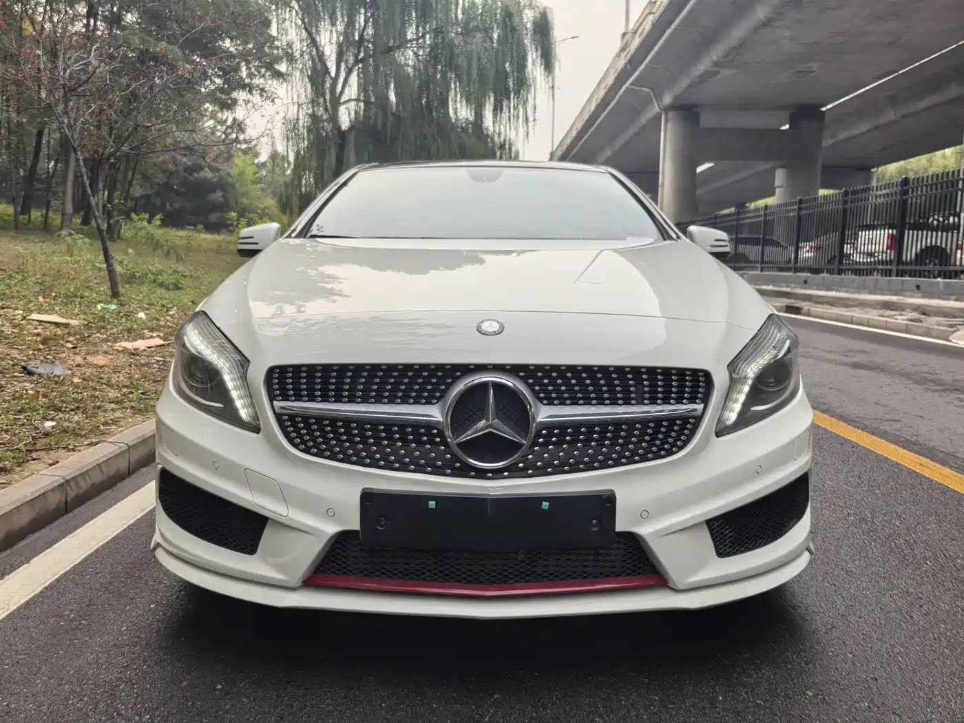 Mercedes-Benz A-Class (Import) 2013 A 260 Sport фото 2