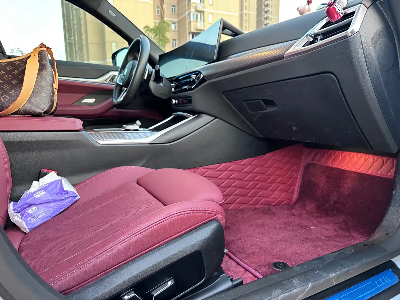 BMW 4 Series 2024 430i Gran Coupe M Sport Shadowline Package фото 6