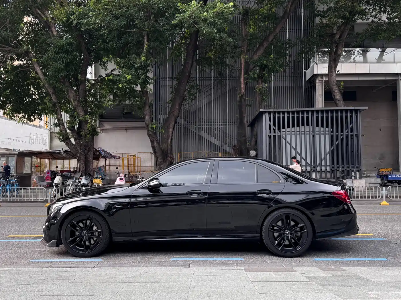 Mercedes-Benz E-Class AMG 2019 AMG E 53 4MATIC+ фото 3