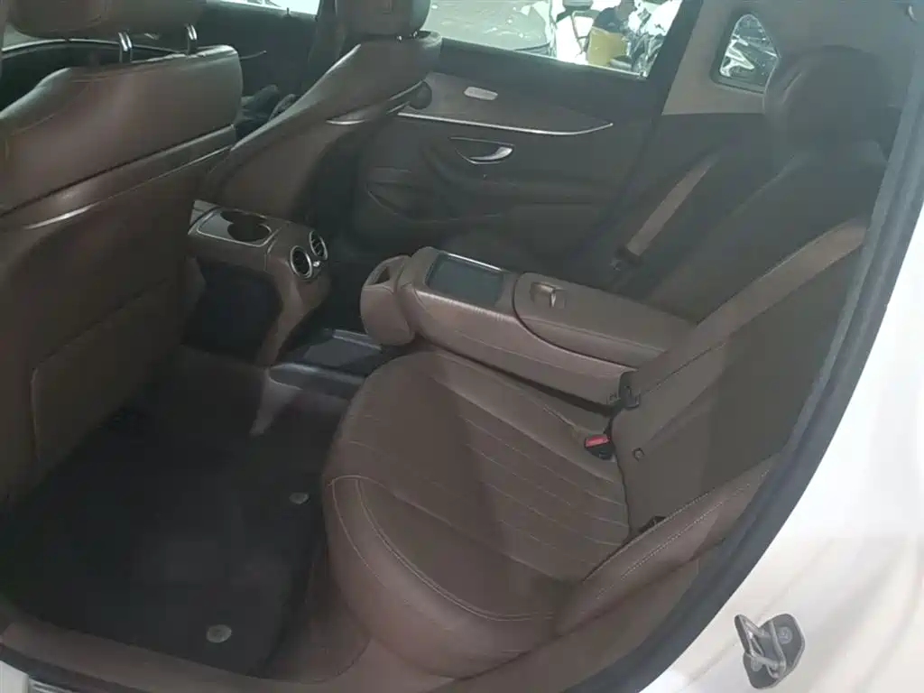 Mercedes-Benz E-Class 2020 E 260 L фото 17