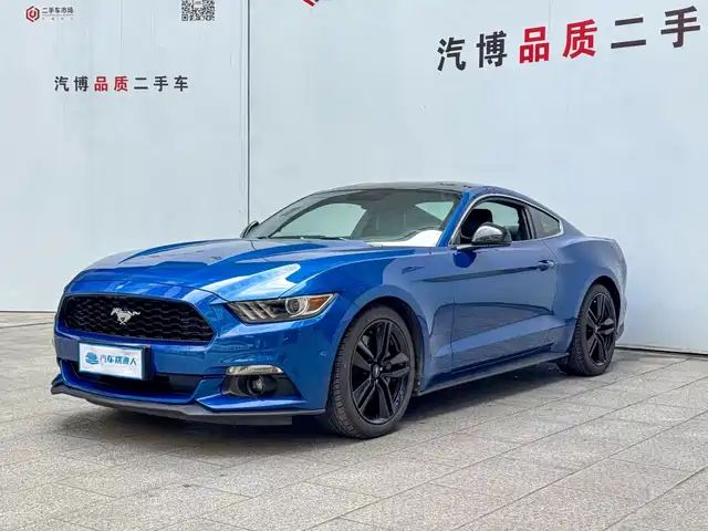 FORD MUSTANG