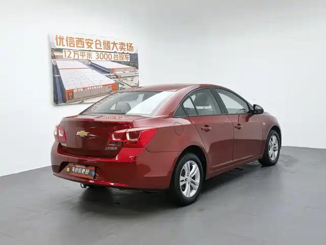 Chevrolet Cruze 2015 1.5L Classic SE AT — фото 2